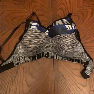 2 New VS PINK Bra